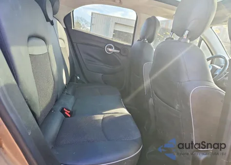 2017 Fiat 500X Trekking из США, поврежденный, VIN ZFBCFXCB8HP624362